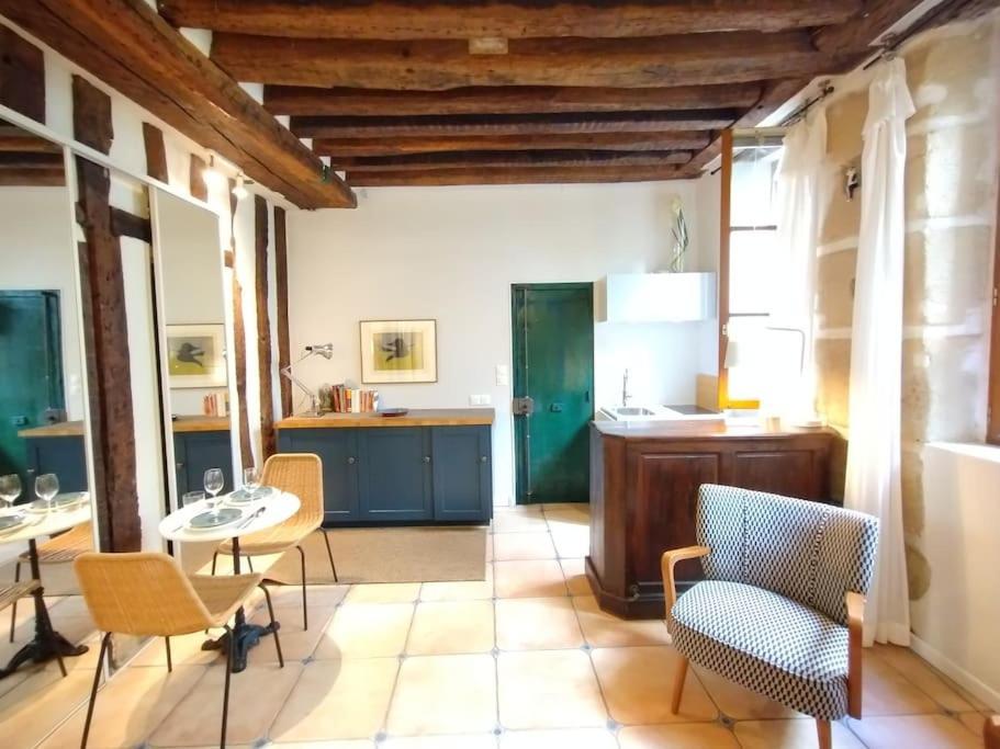 Cozy Marais Appartement